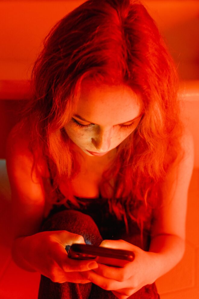 Is technology affecting your relationship? Talk to a therapist in Long Island